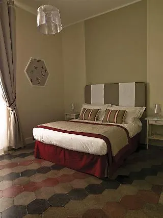 Le Stanze Di Orazio Oda ve Kahvaltı Roma