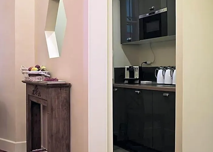 Le Stanze Di Orazio Oda ve Kahvaltı 4*